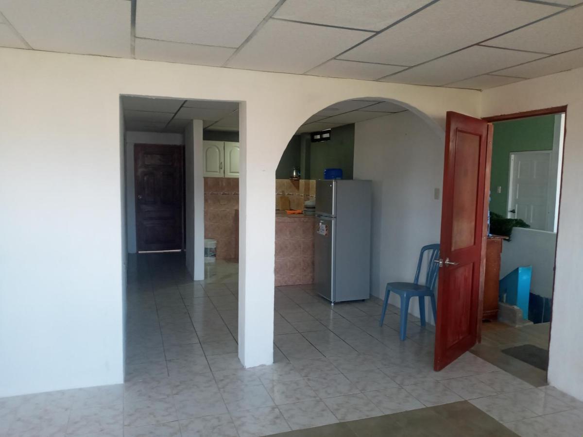 מלון פוארטו בקריסו מורנו Casa De Alexis מראה חיצוני תמונה