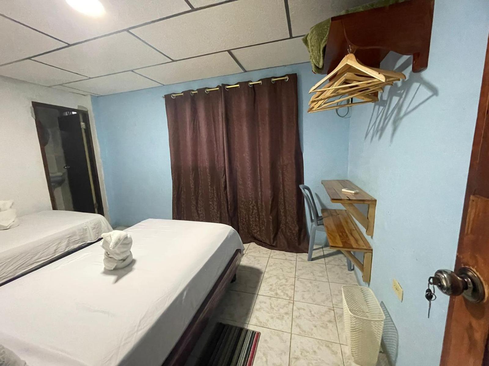 מלון פוארטו בקריסו מורנו Casa De Alexis חדר תמונה